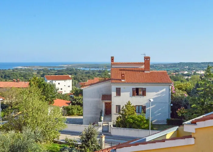 B&b-6 By Interhome *